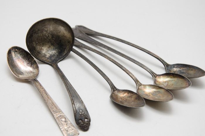  Silver Plated Collection of Spoons http://www.ctonlineauctions.com/detail.asp?id=668239