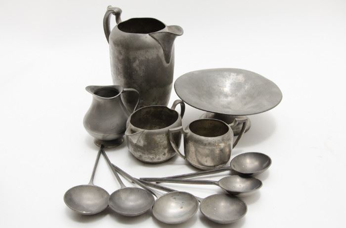  Pewter Puritan Spoons and Misc. Serving Pieces  http://www.ctonlineauctions.com/detail.asp?id=668248