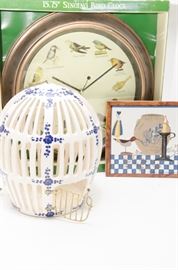  Bird Themed Decor Pieces http://www.ctonlineauctions.com/detail.asp?id=668298