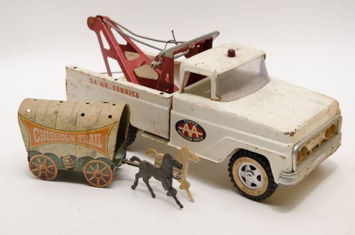  Vintage Toy Tonka Truck and U. S. Metal Toy Mfghttp://www.ctonlineauctions.com/detail.asp?id=668275