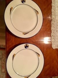 Set of 8 large dinner plates from “The Point” club house (before the Trump renovation)