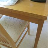 Expandable wood desk/table