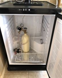 Danby Silhouette Kegerator