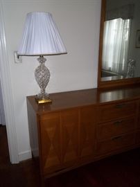 Crystal pineapple pattern lamp