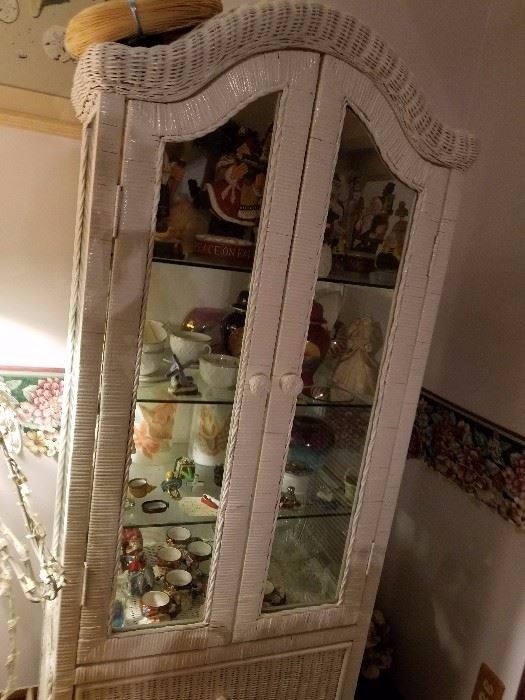 Donna Davis Estate Sales House & Garage... starts on 12/16/2017