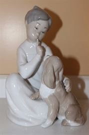 Lladro girl with dog figure, 7 1/2" H, 6" Dia
