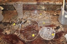 Box lot of dishes and vase
