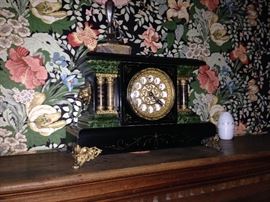 Mantle Clock