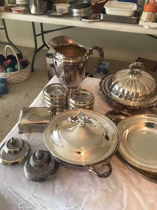 Silver and silver plate serving pieces 