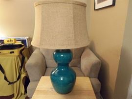 Ceramic lamp w/burlap shade