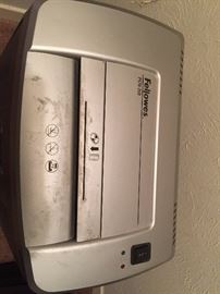 Fellowes Shredder ---$30 / OBO