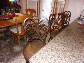 3 mathiong bar stools