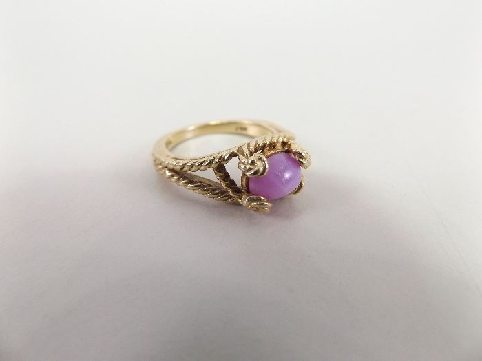 14k Gold Ring with Pink Stone (4.8 grams Total Weight)
