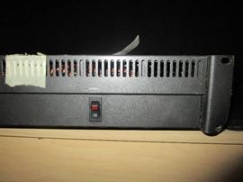 Mackie 220 watt Power Suppley