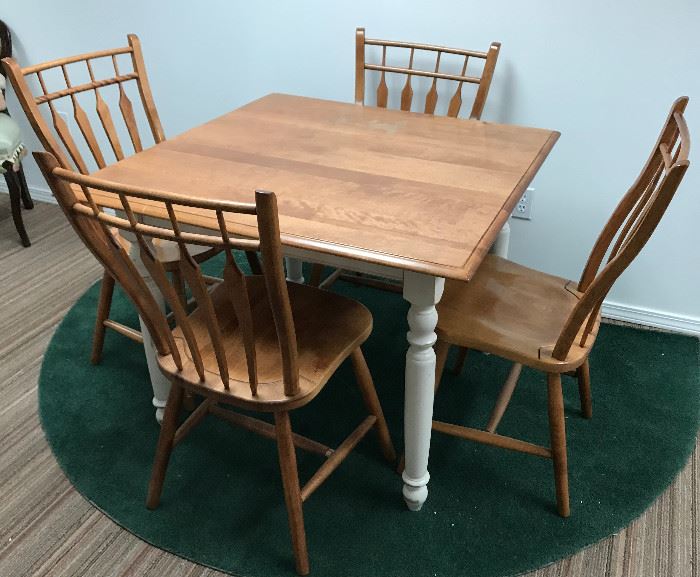 Nichols and Stone kitchen set with 4 chairs