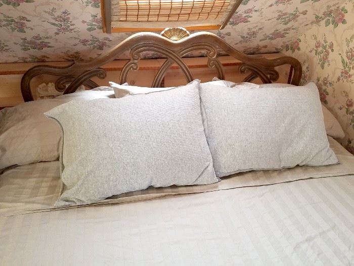 Queen bed with Sleep Number mattress set
