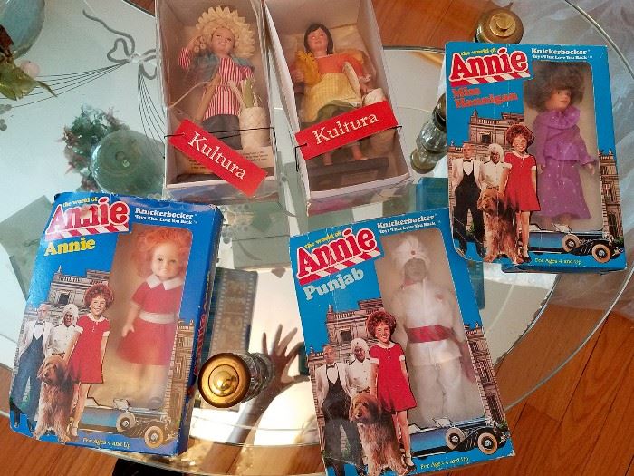 Annie dolls