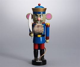 Offered is a vintage wooden nutcracker from Erzgebirge Volkunst. The sword comes detached form the arm easily. This item is sold as-is. Please see the photos for more details.
