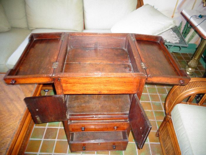 OPENED CLOSE UP VIEW OF CIVIL WAR GENERAL SURGEONS WALNUT CABINET 1860 FOR OPERATING INSTRUMENTS, VERY RARE CIVIL WAR CIRCA 1860 WALNUT GENERAL SURGEONS CHEST TRAVELING CONTAINING FOR METAL TOOLS.  USED IN EARLIER COVERED WAGON TRAINS. 