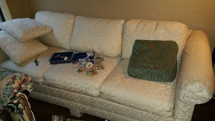 lovely white full size sofa, very clean, great condition