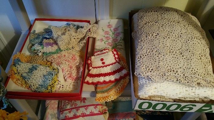 vintage doilies - tablecovers