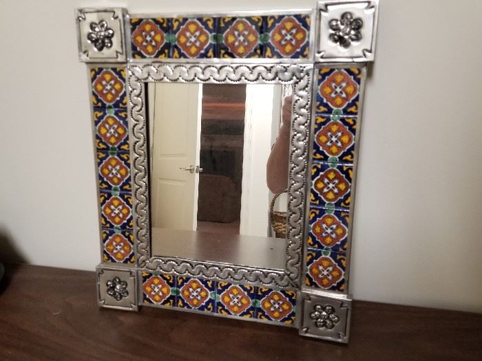 Accent tile mirror 