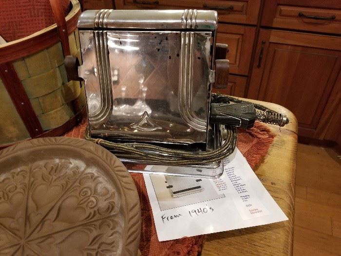 Antique toaster 