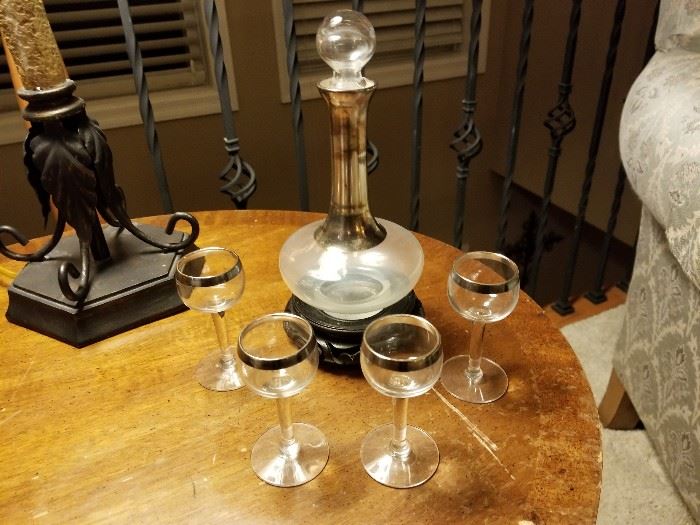 Decanter set