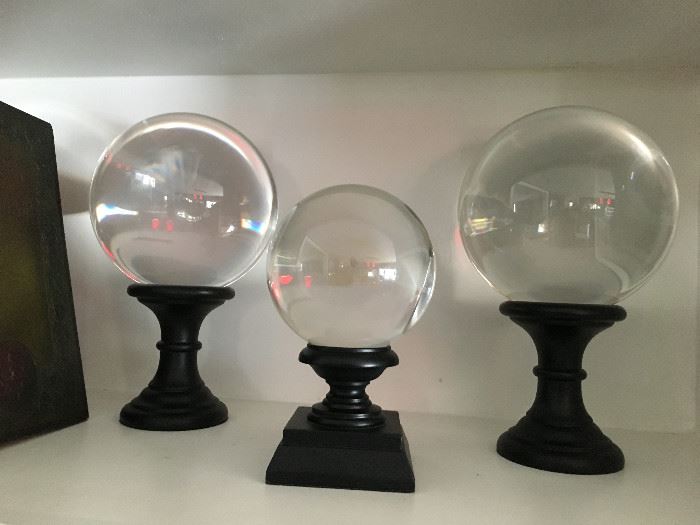 Decorative globes