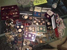 Jewelry Case with Coins