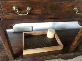 Tray