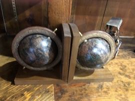 Globe bookends