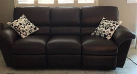 La-Z-Boy Electric Reclining Sofa (2)