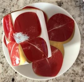 Collection of Cups & Saucers: Party de Christian LeCroix