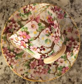 Collection of Cups & Saucers: Shelley