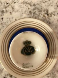 Collection of Cups & Saucers: Puls