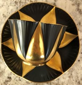 Collection of Cups & Saucers: Shelley