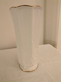 Noritake Ivory China Vase 
