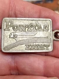 Pontiac 8 motor car key chain