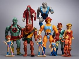 Offered is a lot of 11 figures from ThunderCats. They are unboxed and show minor wear. Please see the photos for details.