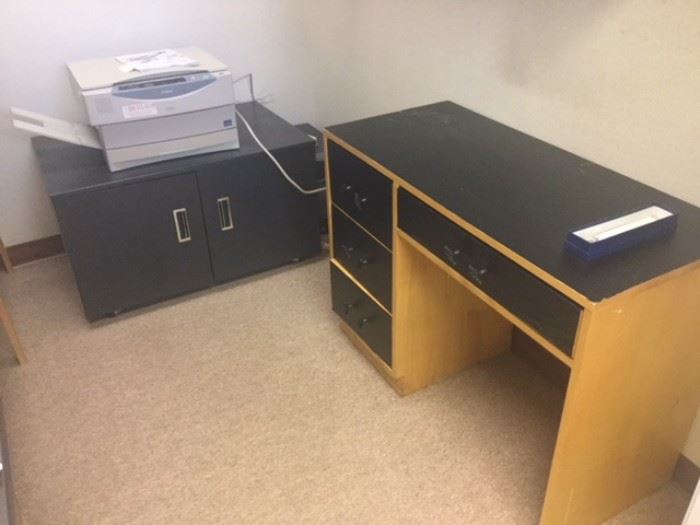 OFFICE CLOSING FURNITURE COMPUTERS AND MORE... starts on 1/6/2018
