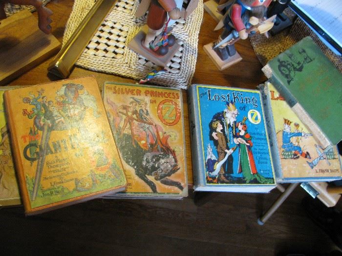 part of large collection of vintage Oz books, Frank Baum, dated 1930's