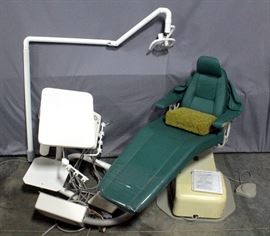 Marus Model DC1680 Dental Chair with Dansereau Mobile Cart with Air/Water Package and Light