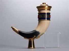 Offered is a unique Michelob Viking Horn Beer Tap Handle. It is 6" tall with a golden eagle head on the tip of the horn. Please see the photos for more details.
