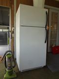 Frigidaire refrigerator, vacuum