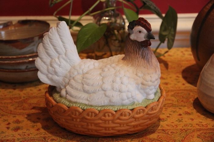 wonderful Continental bisque porcelain "hen on nest"