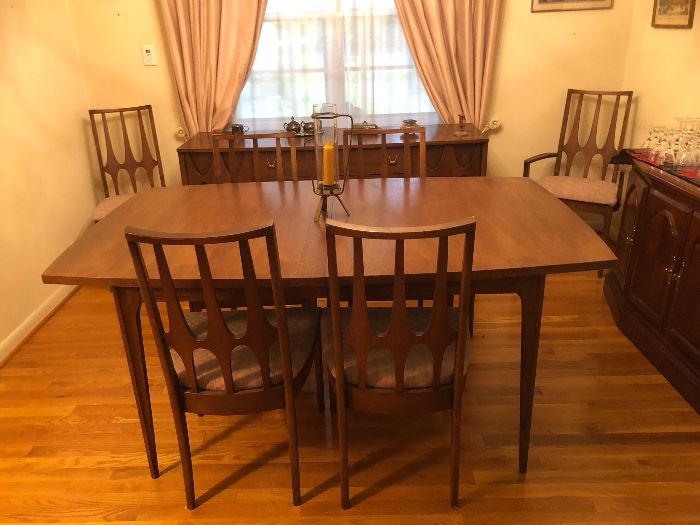 Broyhill Table and 6 Matching Chairs “Brazilia” Mid Century Modern 