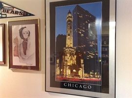 Picture of downtown Chicago along with many items of Chicago (Banners, hats, coats, etc.)