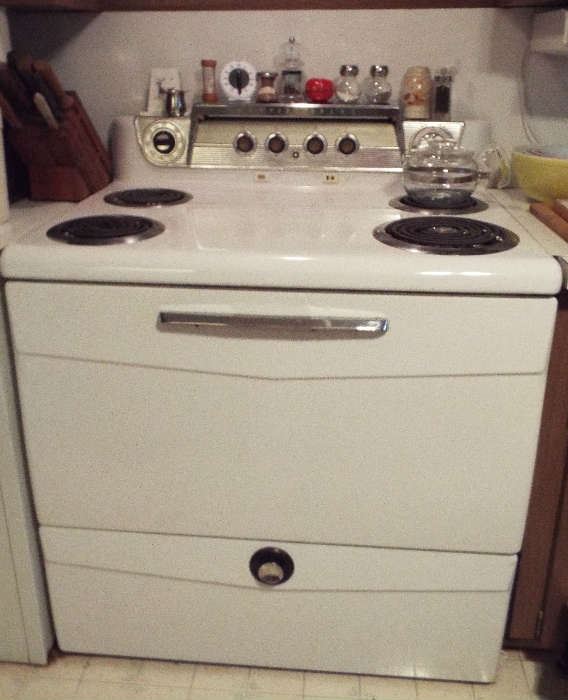 1950's stove - works