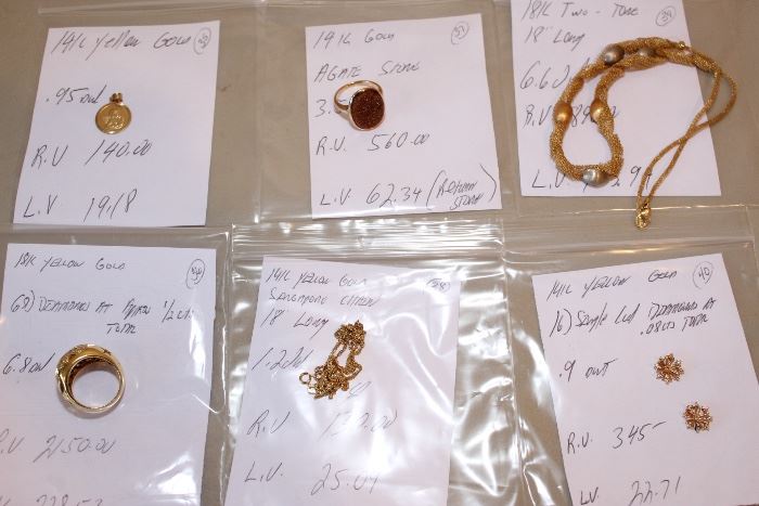 gold jewelry, top right 18k necklace